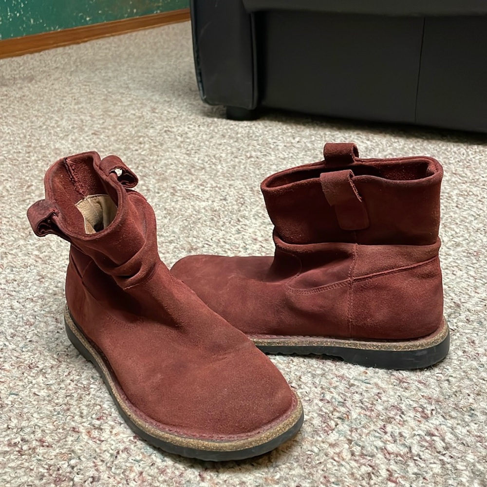 Birkenstock rust suede short boots